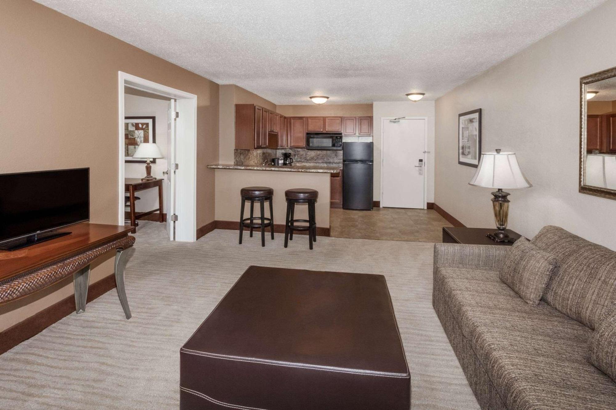 Wyndham Garden Hotel